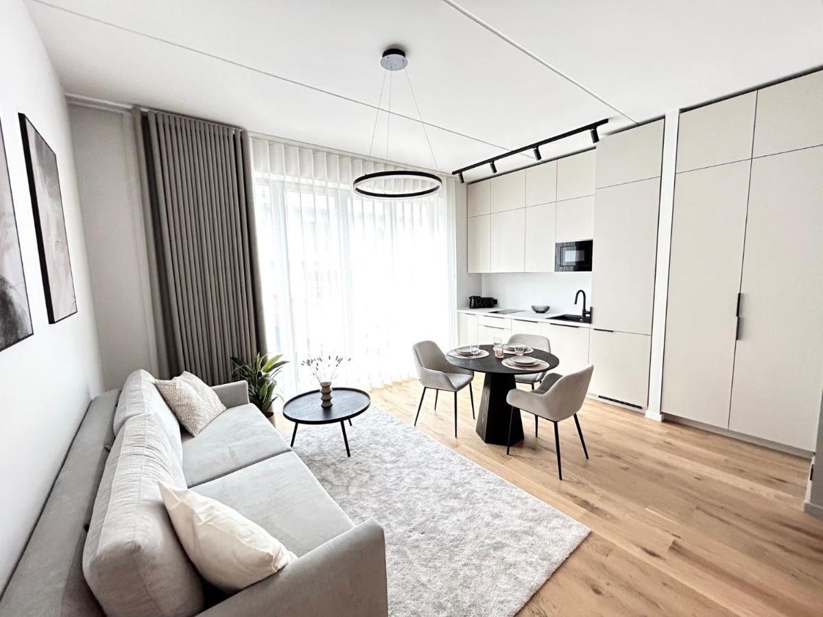 Appartement Esplanaadi 10 *
